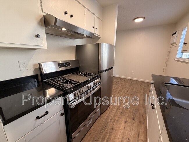 Building Photo - 2045 Shasta St