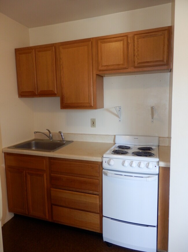 6 Putnam Ave Unit C2, Brewster, NY 10509 Apartments in Brewster, NY