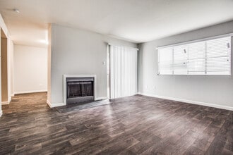 Building Photo - Spur Canyon Apartments