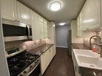 Kitchen - 434 Oak Knoll Dr