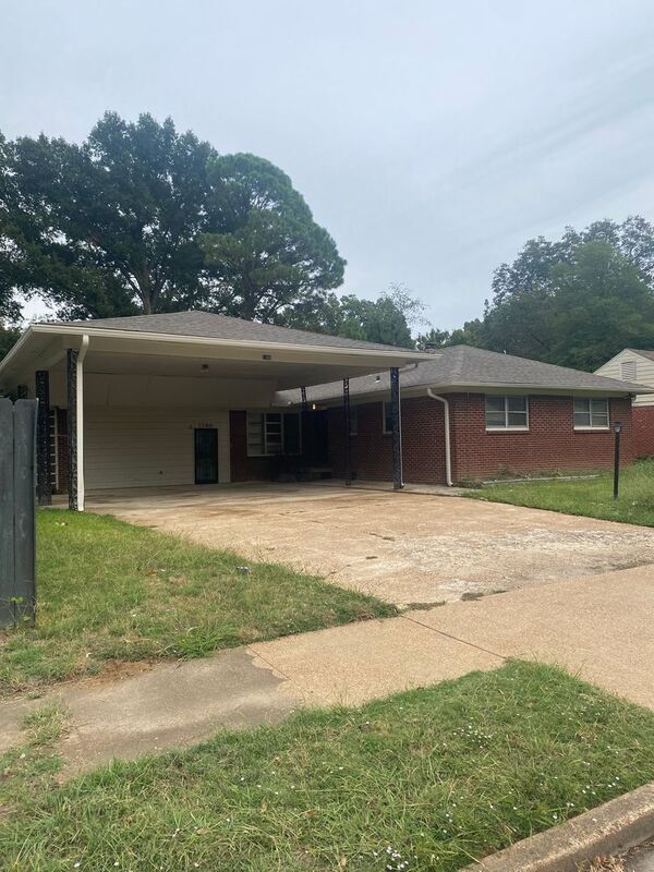 Building Photo - 1380 Railton Rd