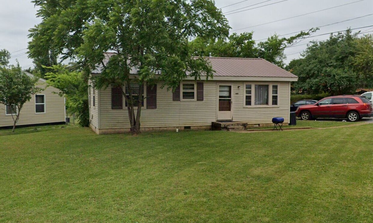 400 Highland Cir, Clarksville, TN 37043 House Rental in Clarksville