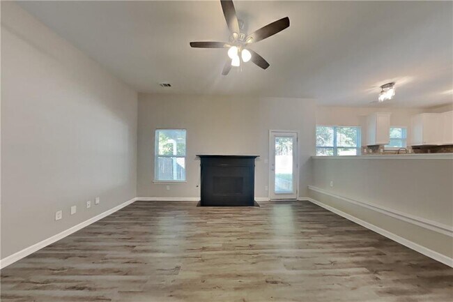 Foto del edificio - 1420 Rocky Shoals Ln