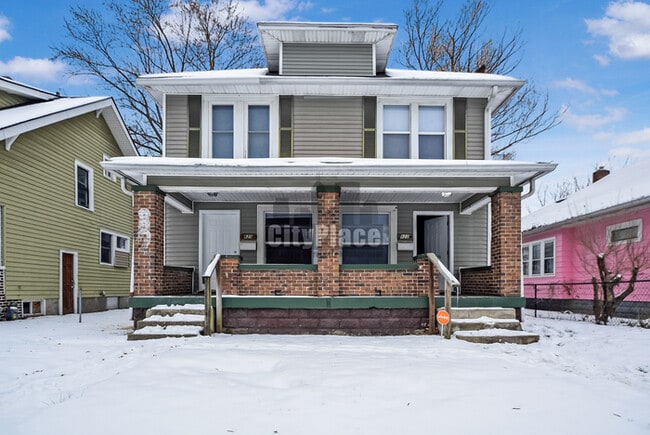 Photo - 820 N Oakland Ave House