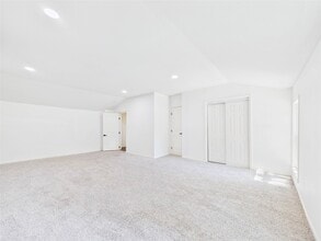 Building Photo - 11515 Iberia Dr