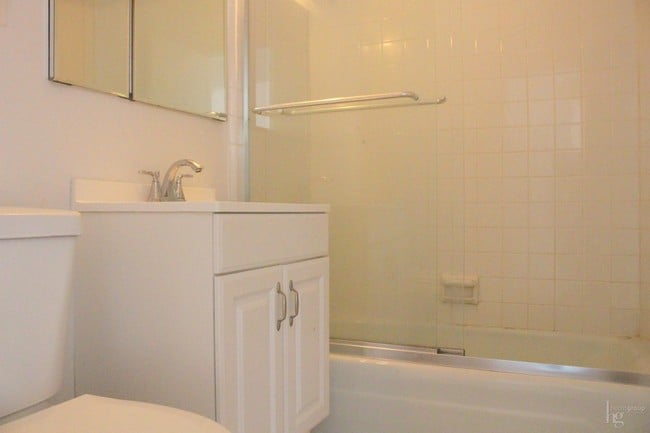 Foto del edificio - 345 E 80th St