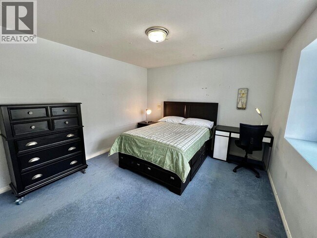 Photo du bâtiment - 4864 Watling St