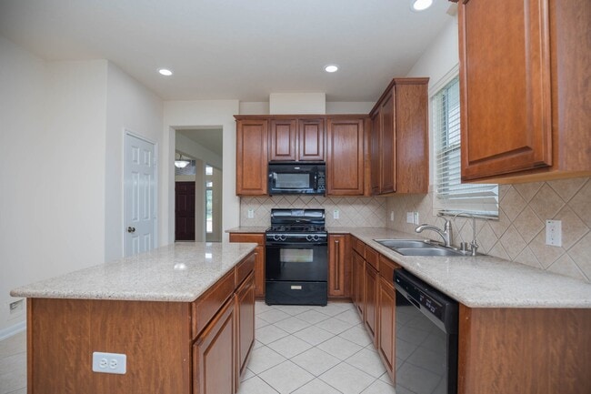 Building Photo - 7427 Boerne Creek Dr