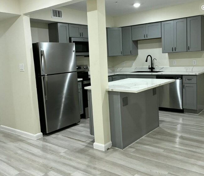 Foto del edificio - 355 N 18th St