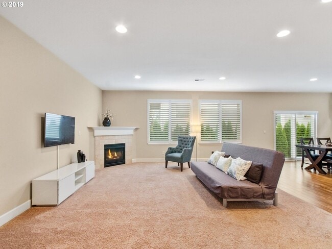 Foto del edificio - Gorgeous 4 Bed, 2.5 Bath Tuscany Home!