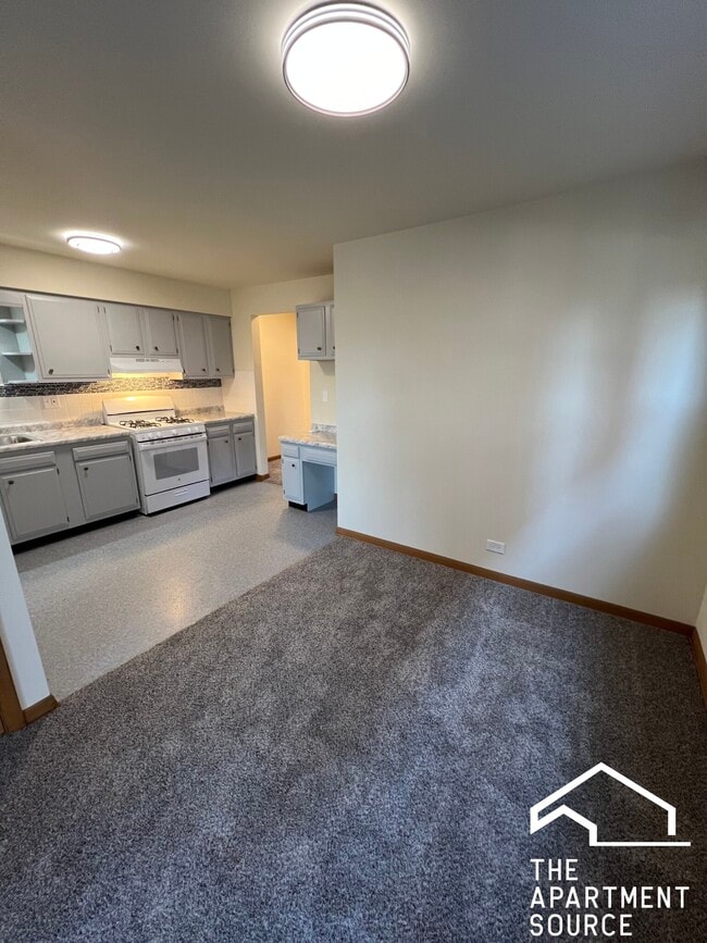 Building Photo - 328 Marengo Ave