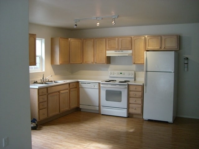 Building Photo - 1051 Lanark Dr