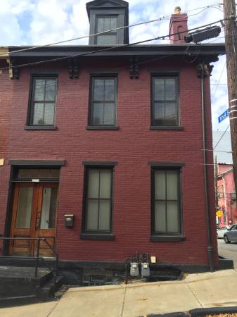 Primary Photo - 1215 Linden Pl