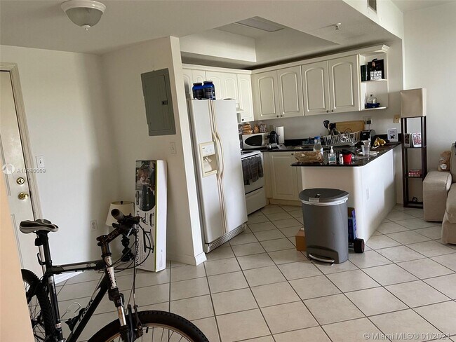 Foto del edificio - 3500 Coral Way