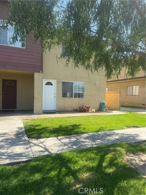 Foto principal - 4302 Howard Ave