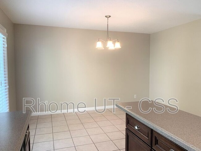 Building Photo - 9639 S Villa Springs Cove