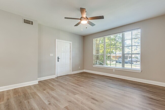 Foto del edificio - 3912 Rawlins St
