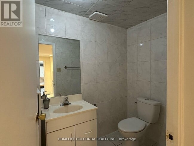 Building Photo - 37 Halder Crescent
