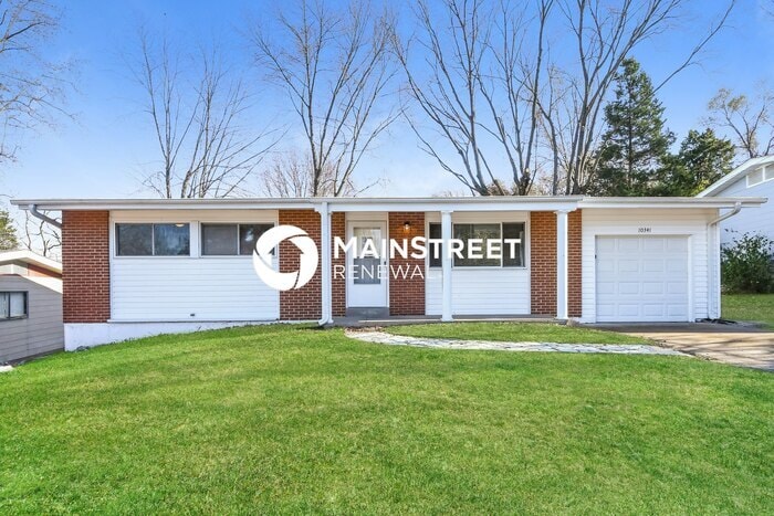3 Bedroom Pet-Friendly Home in St. Louis, MO with Main Street Renewal - 3 Bedroom Pet-Friendly Home in St. Louis, MO with Main Street Renewal