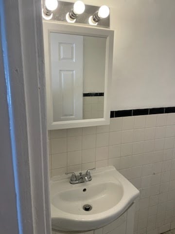 Building Photo - 18604 Marx St