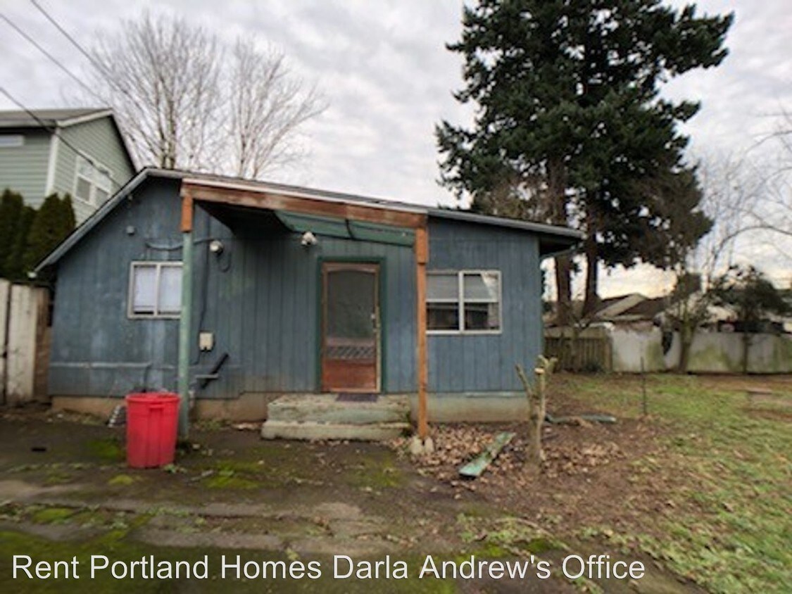 Primary Photo - 2746 SE 84th Ave