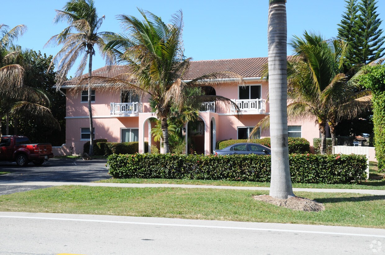 Building Photo - 4400 S Ocean Blvd