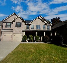 Building Photo - 3588 Woodshade Dr