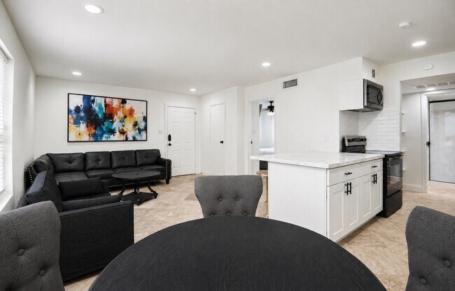 Foto del edificio - 2750 Holly Hall St