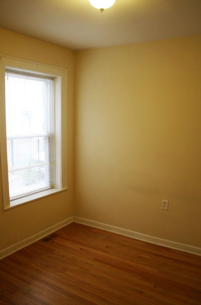 Foto del edificio - 4806 N Kentucky Ave