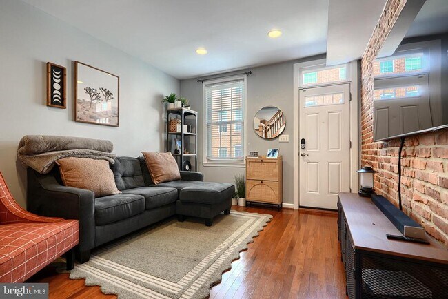 Foto del edificio - 1319 Richardson St