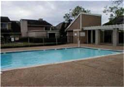 Building Photo - 2320 Woodland Park Dr