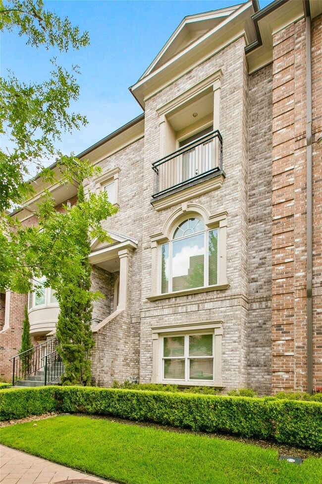 Building Photo - 4 Waterway Ct