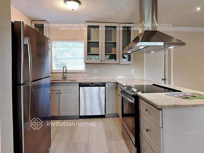 Building Photo - 849 Sunniland Dr