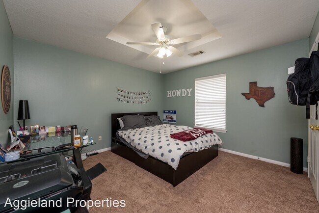 Building Photo - 3 br, 3 bath House - 913 Lincoln Ave