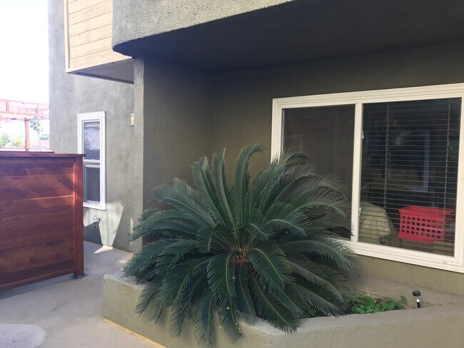 Foto del edificio - 5706 Fair Ave