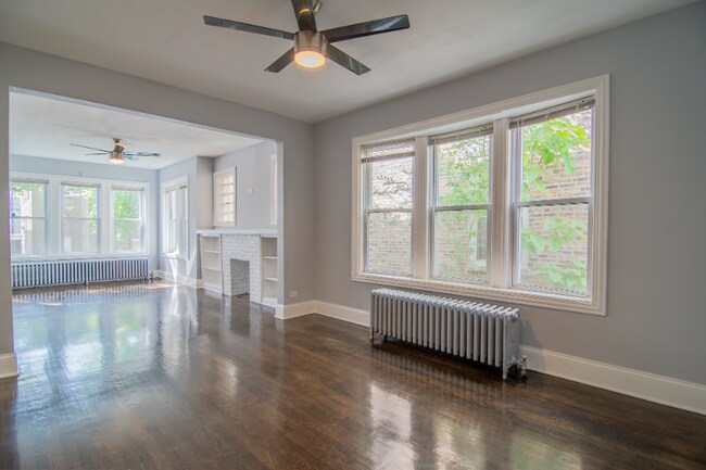 Foto del edificio - 3024 N Avers Ave