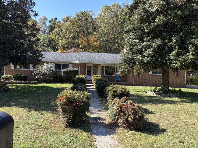 Foto del edificio - Great Family Home for Rent in Henderson County!