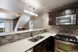 Building Photo - 4107 Medical Dr