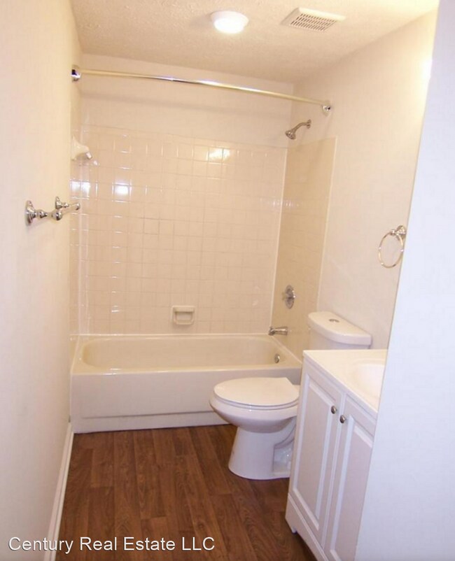Building Photo - 3 br, 2 bath House - 927 Angel Valley Ct