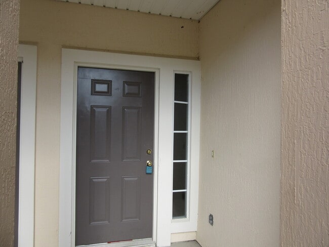 Building Photo - Nice 2B/2.5 B condo for rent in Aberdeen i...