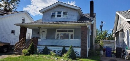 Building Photo - 3878 W 137th St