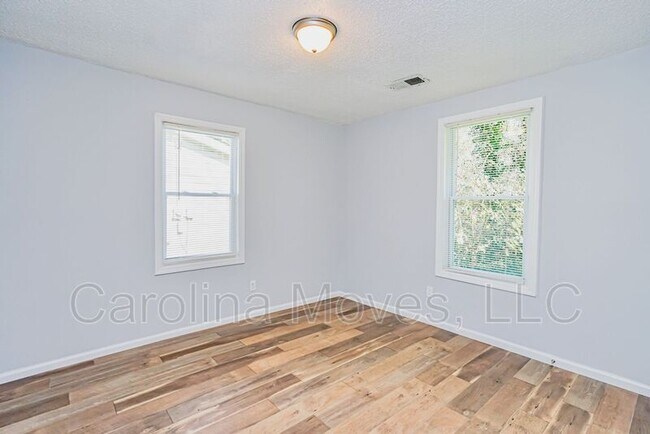 Foto del edificio - 763 S Liberty St
