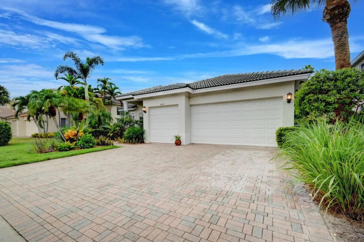 4587 Mariners Cove Dr, Wellington, FL 33449 House for Rent in