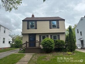 Building Photo - 16114 Delrey Ave