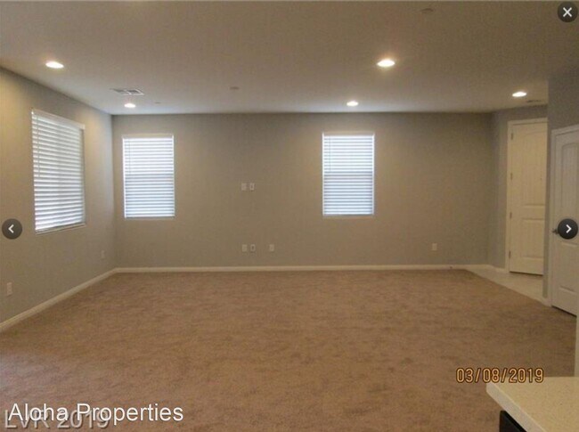 Foto del edificio - 4 br, 3 bath House - 971 Cutter St.