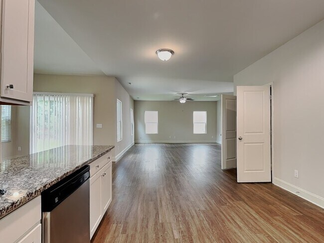 Foto del edificio - 3636 Massey Ridge Ct