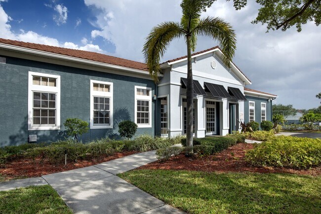 Foto del edificio - Sunny Lake Apartments