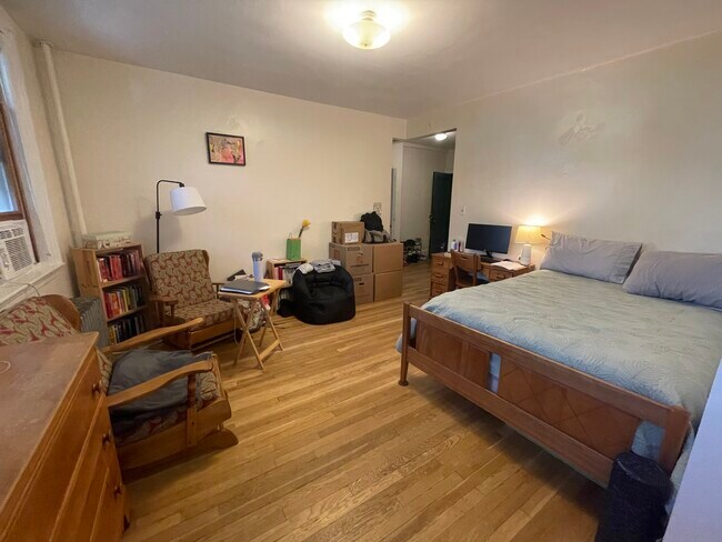 Foto del edificio - 52 Strathmore Rd