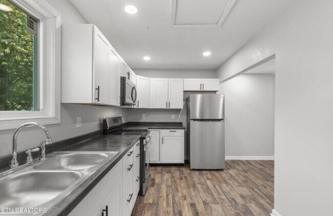 Foto del edificio - 401 N Kingston Ave