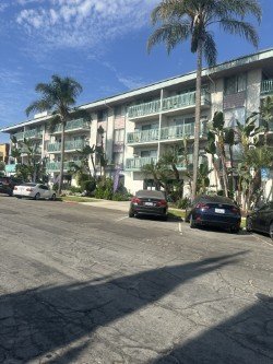 Building Photo - 3415 Linden Ave